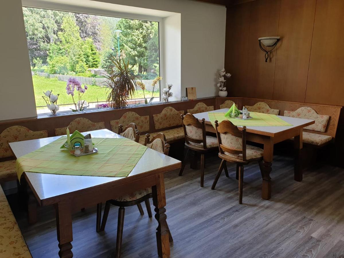 Haus Bergblick Fruehstueckspension Oberort Εξωτερικό φωτογραφία