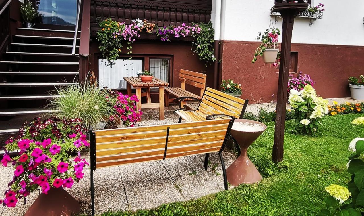 Haus Bergblick Fruehstueckspension Oberort Εξωτερικό φωτογραφία